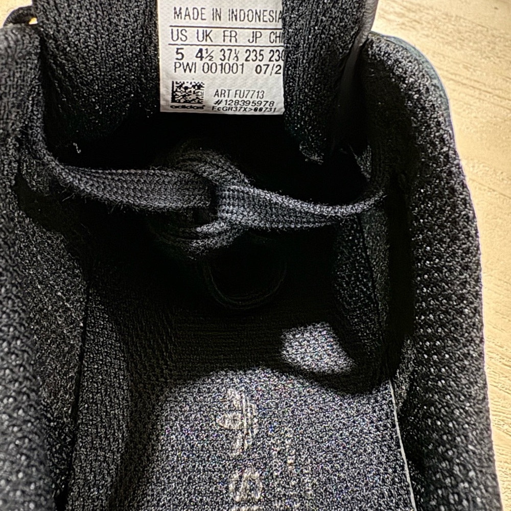 New in box Adidas Triple Black Superstar Sneakers - Picture 6 of 6